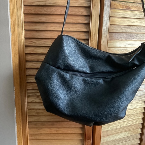 Purse - Picture 2 of 5